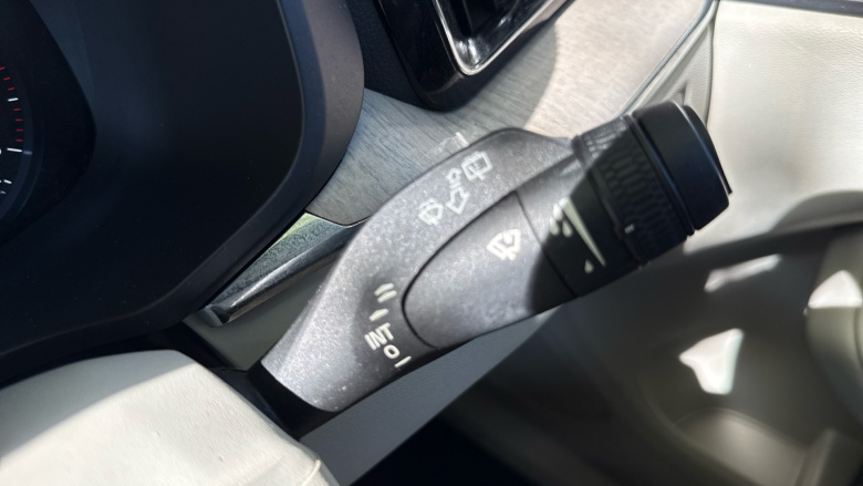 Volvo Xc60 2.0 D5 PowerPulse Inscription Pro 5dr AWD G tronic Diesel Estate